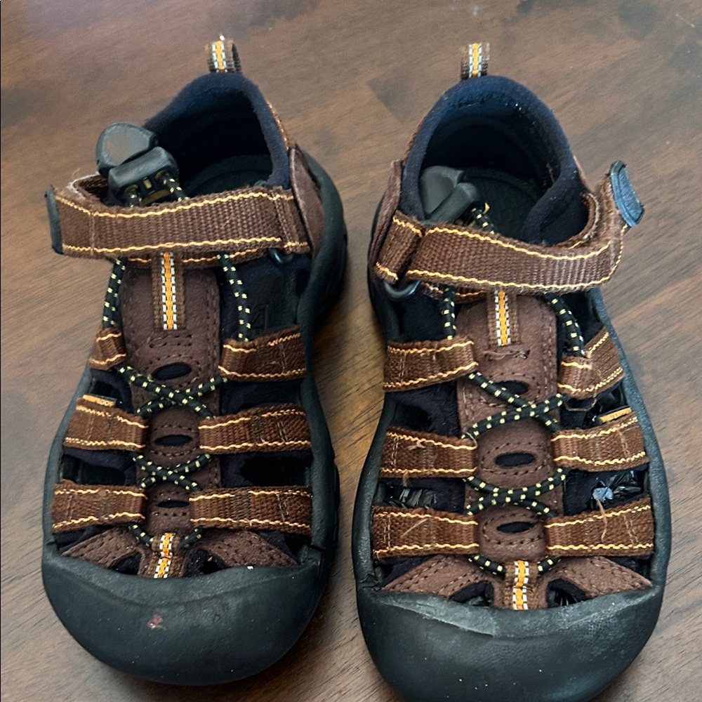 Keen Kids Brown Adventure Sandals Size 2